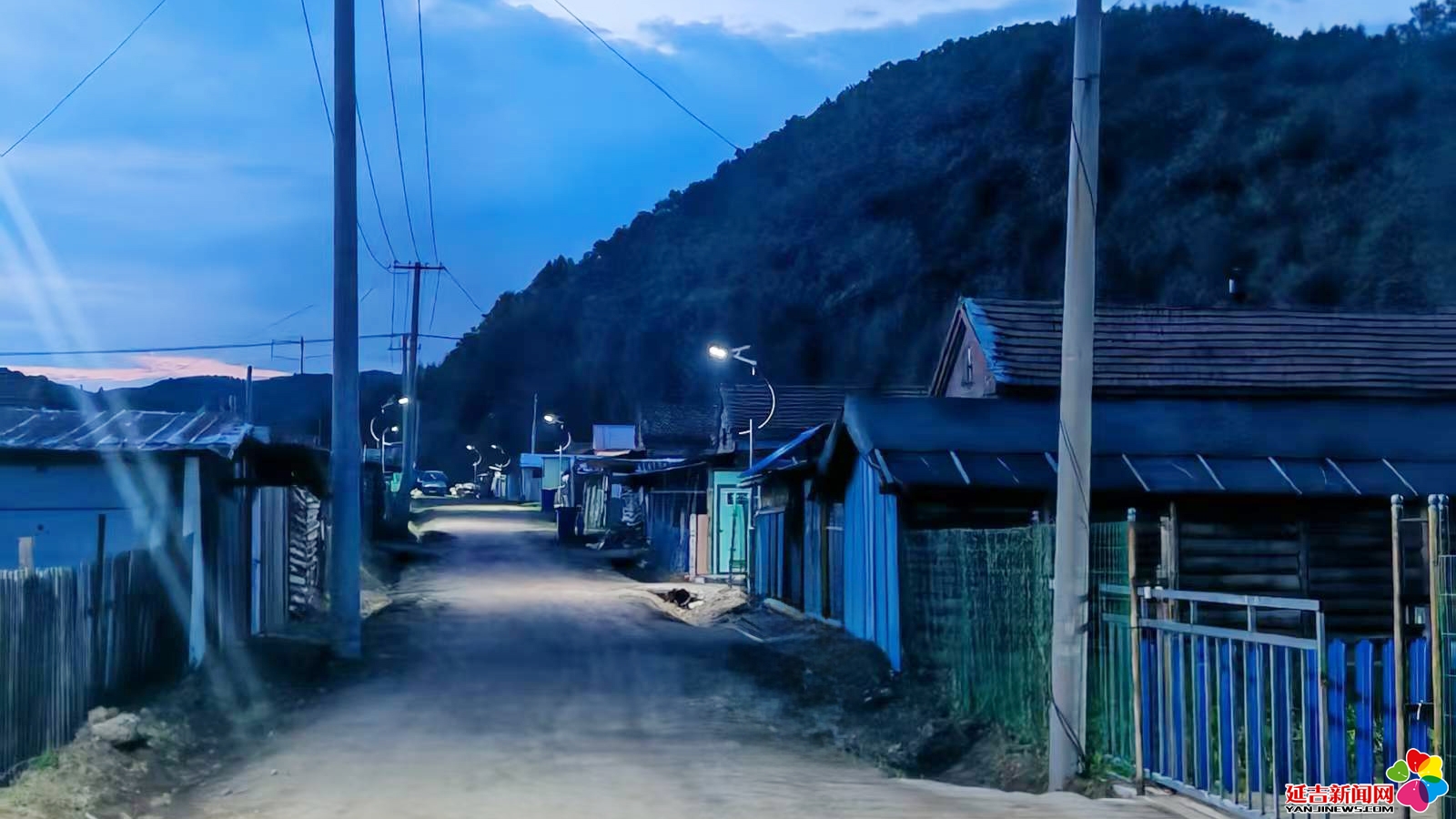 汪林塔子沟林场：31盏路灯照亮家属区夜行